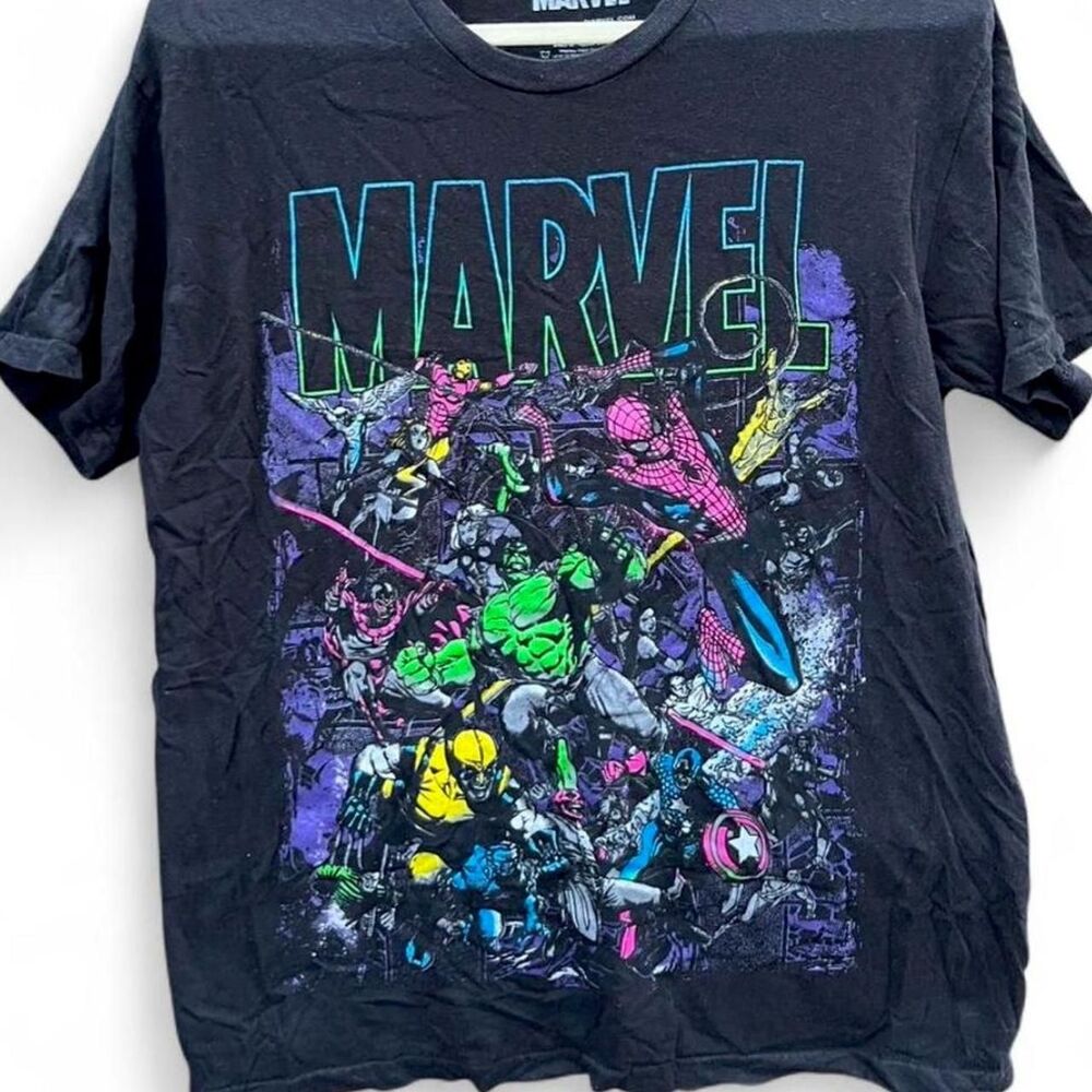 Marvel | Neon Blacklight Graphic T-Shirt | Heroes & Villains | Large